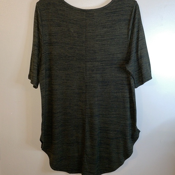 Size 2X short sleeve v neck t-shirt - Picture 3 of 5